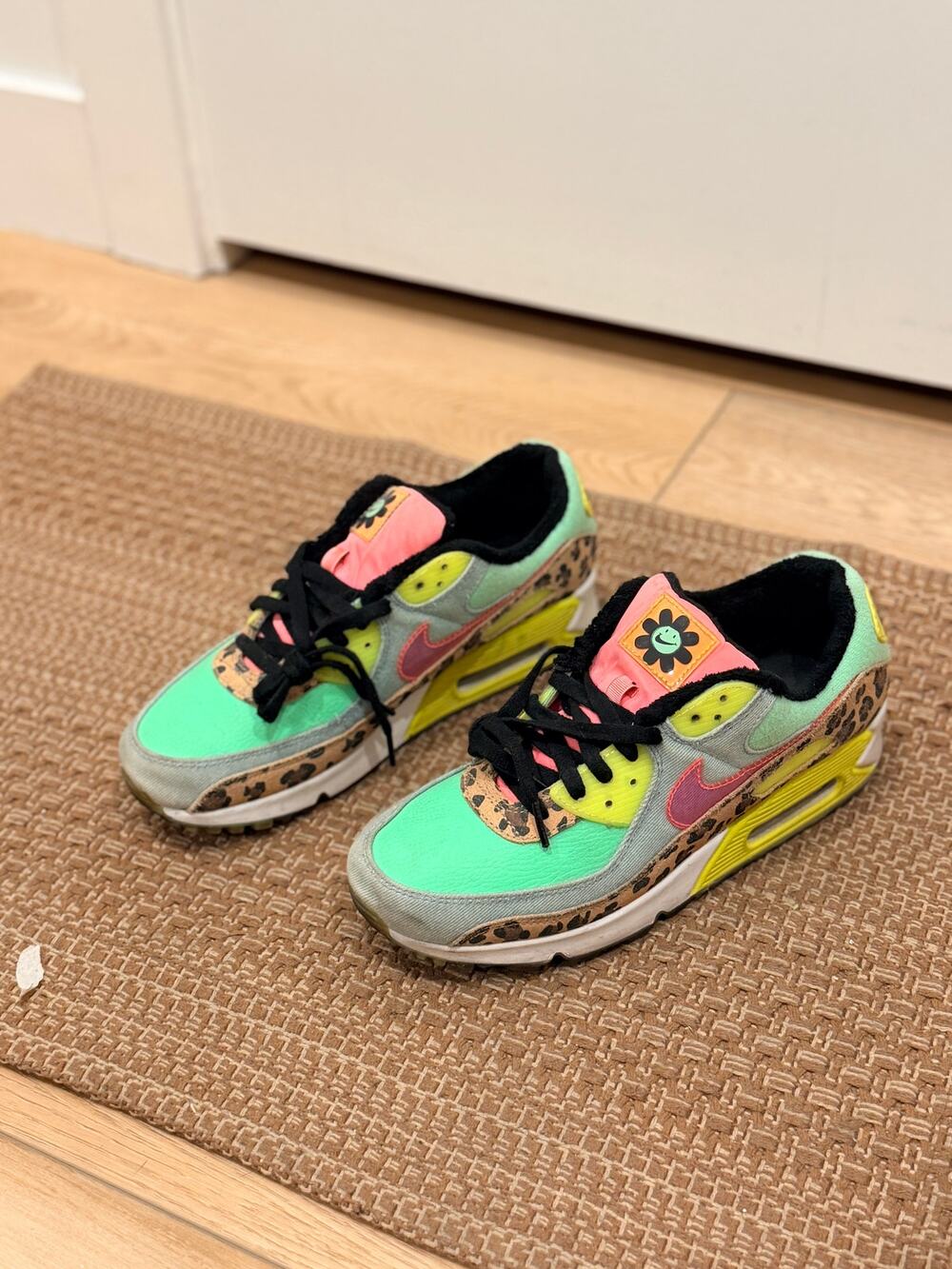 Nike Air Max 90 LX 90s Dancefloor Women’s Sneakers Size 12